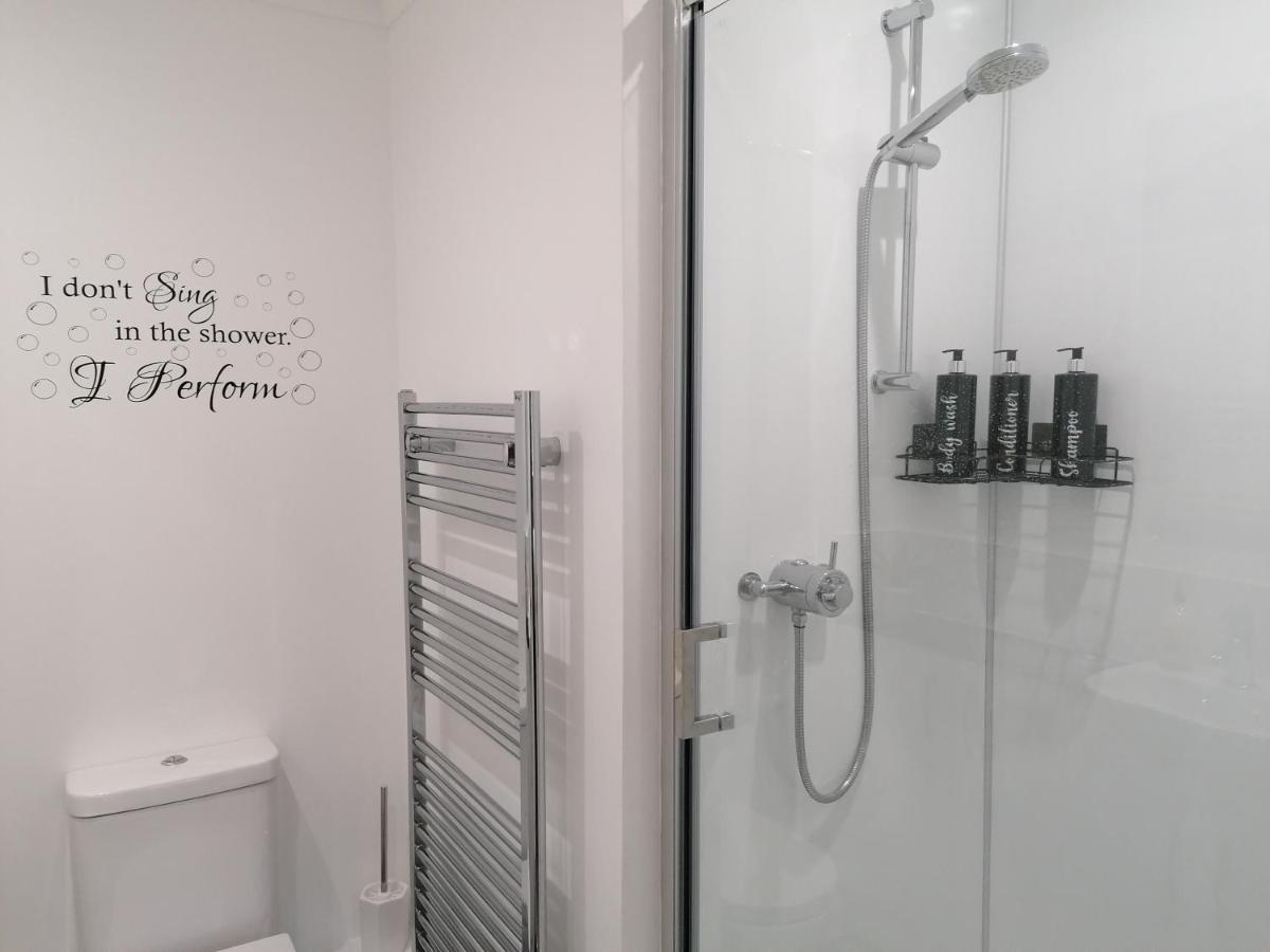 Luxury Modern 2 Bed Apartment, Free Undercroft Parking For 1 Car Southampton Exteriér fotografie